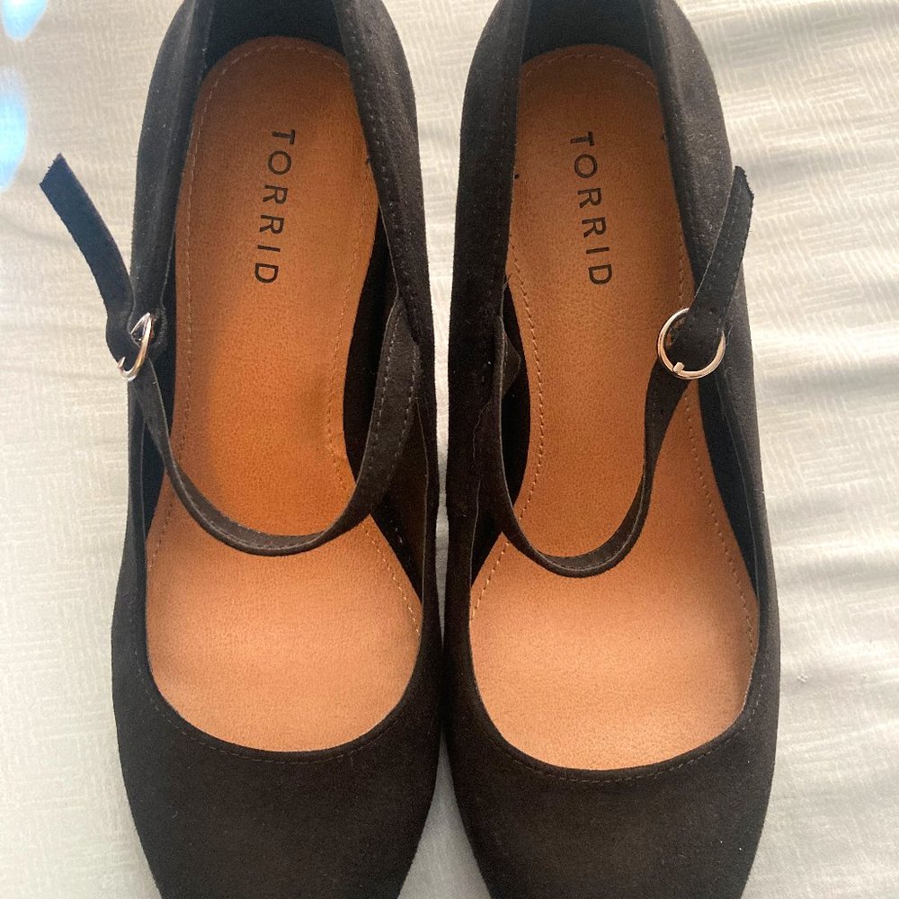 Faux suede WW Mary Jane Pumps